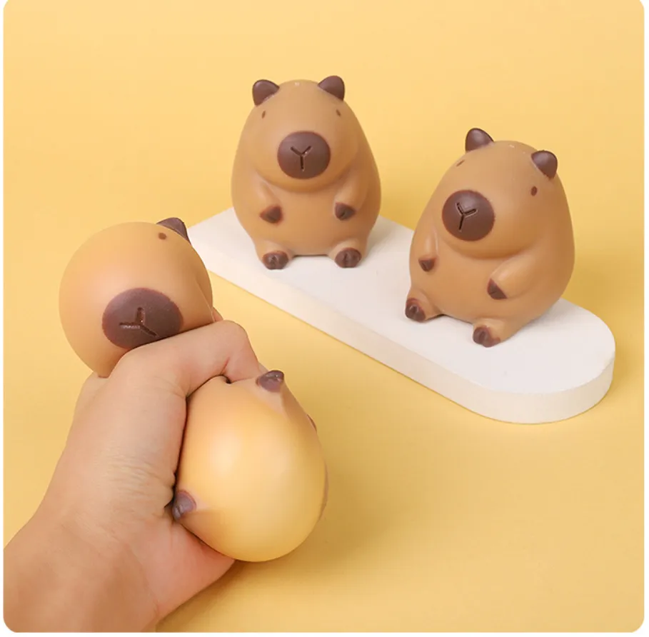Kapibara squeeze toy
